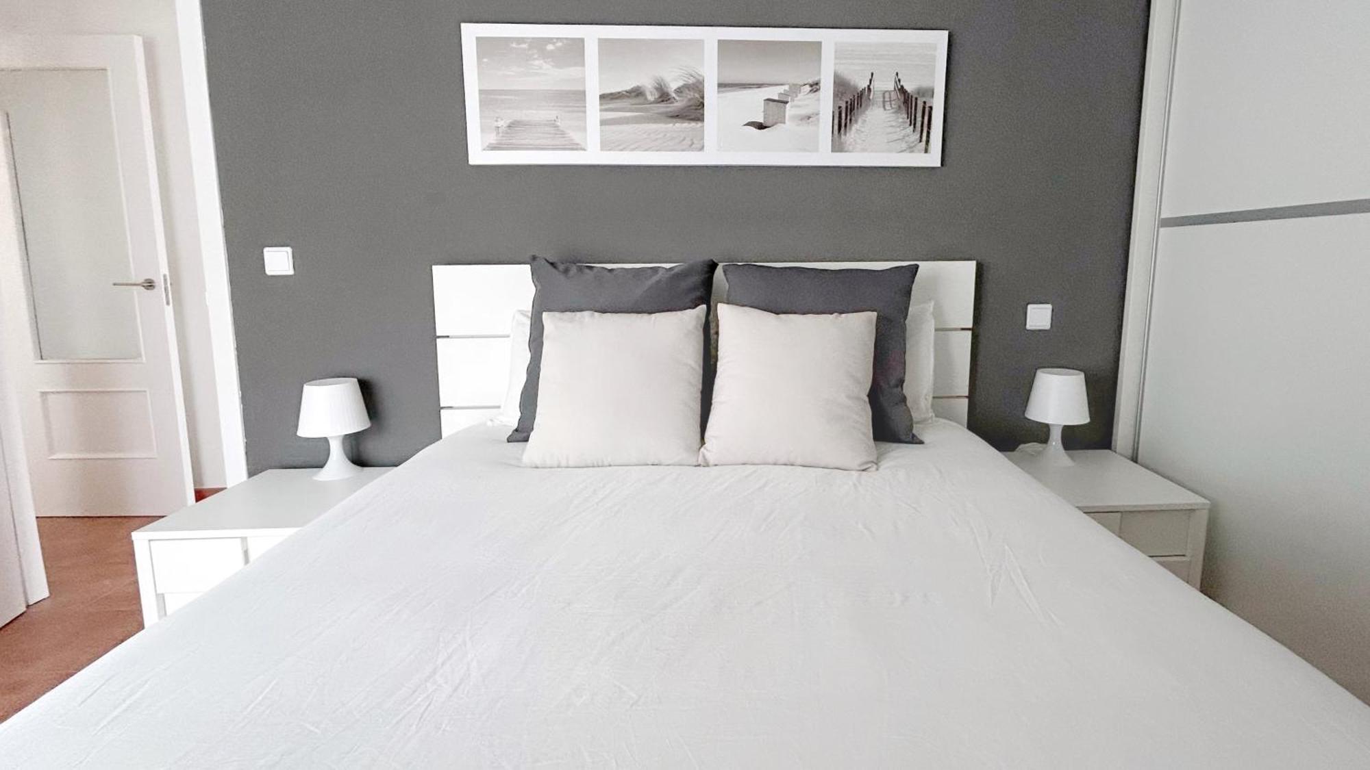 Comillas Bº Casasola - Residencial Lagos Azules - Netflix, Prime, Wifi & Free Indoor Parking Экстерьер фото
