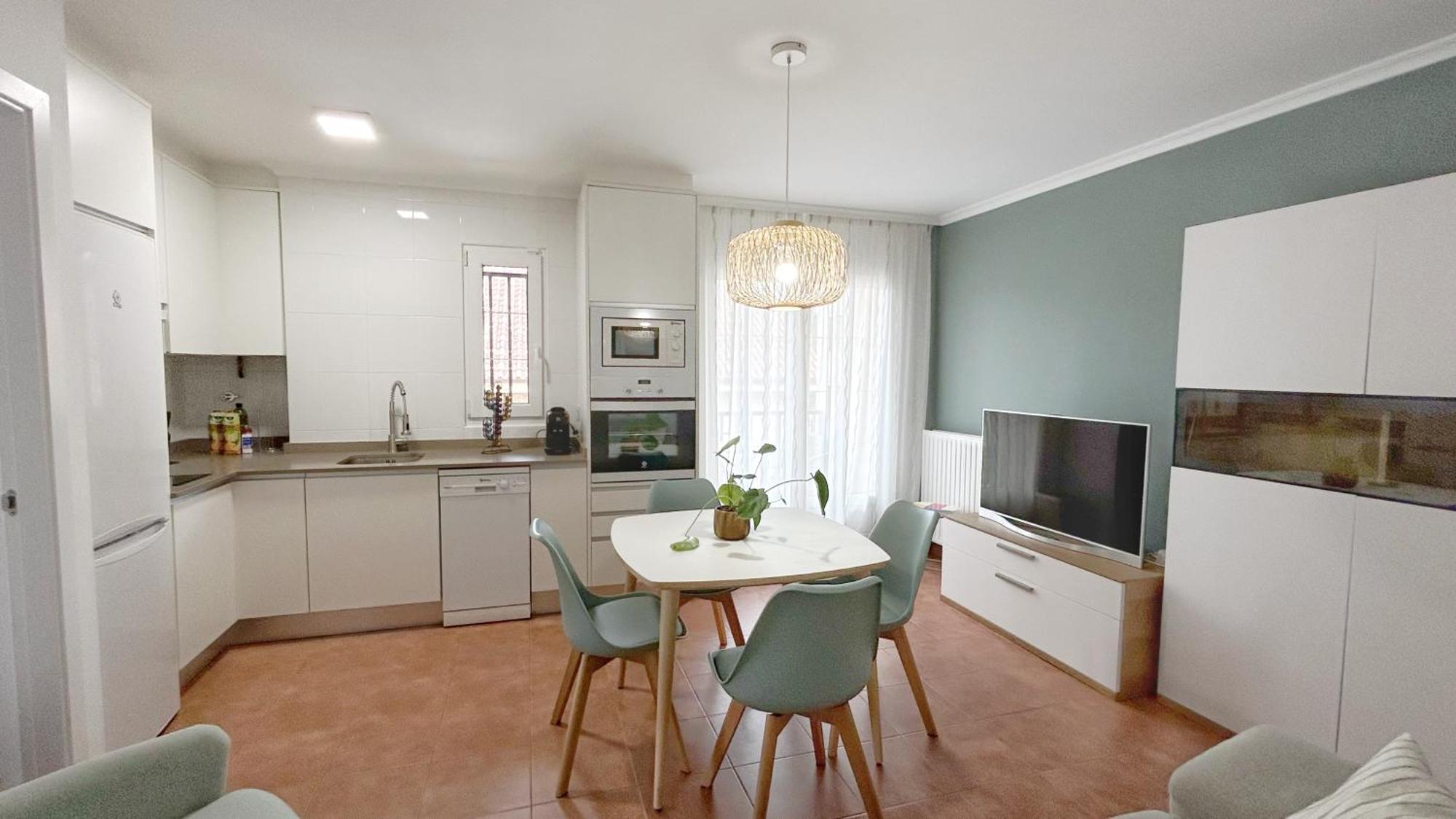 Comillas Bº Casasola - Residencial Lagos Azules - Netflix, Prime, Wifi & Free Indoor Parking Экстерьер фото
