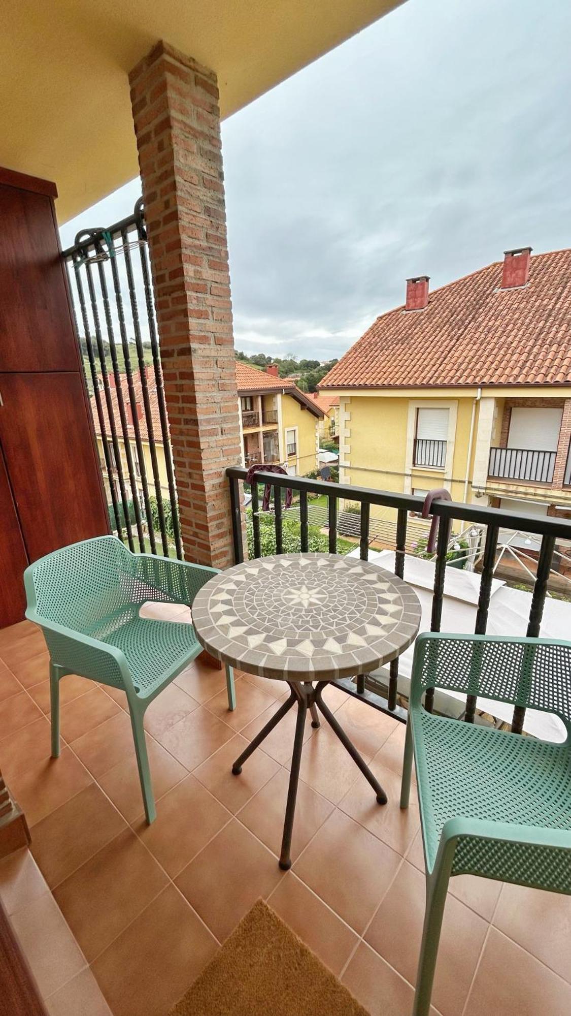 Comillas Bº Casasola - Residencial Lagos Azules - Netflix, Prime, Wifi & Free Indoor Parking Экстерьер фото