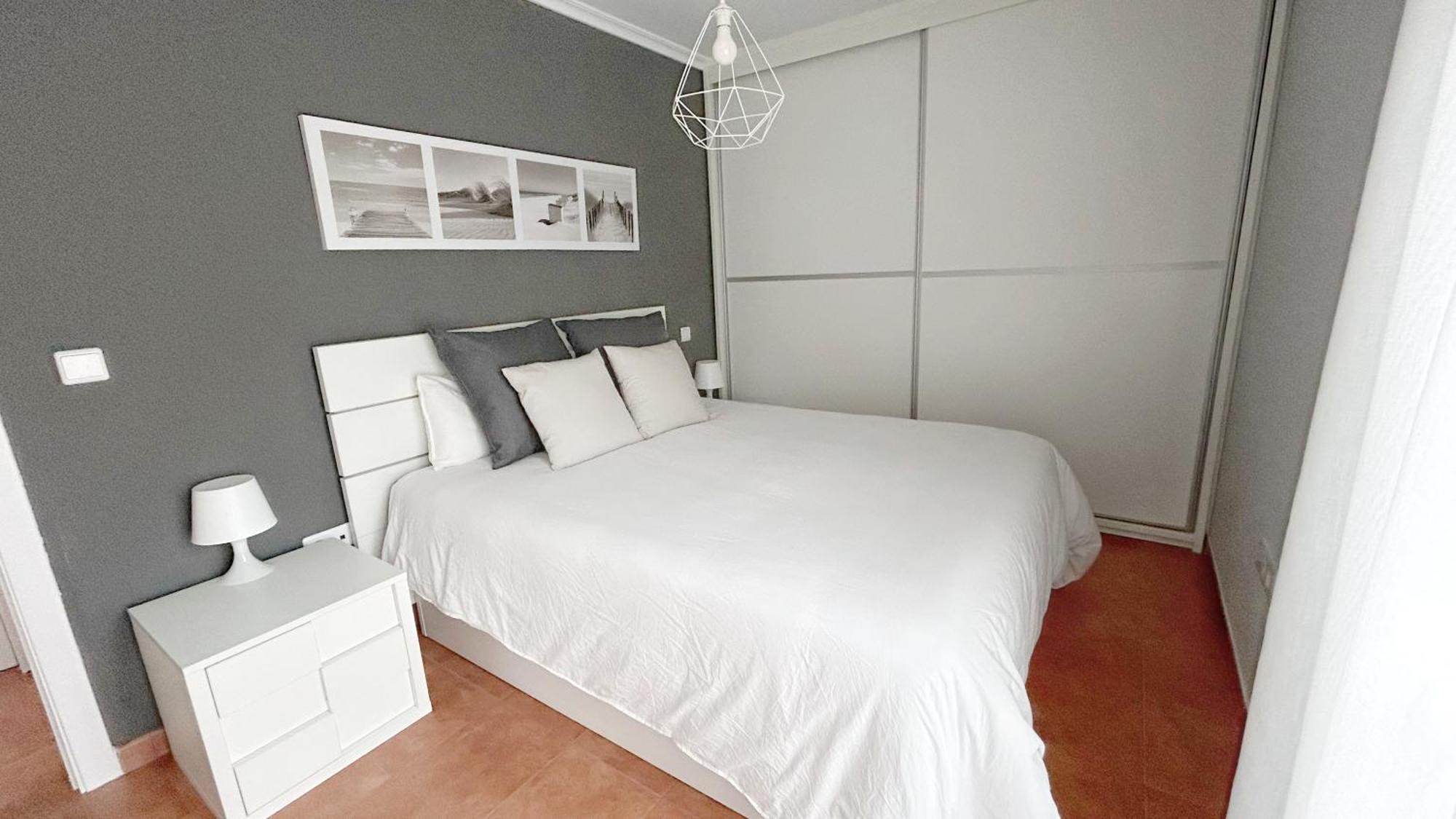 Comillas Bº Casasola - Residencial Lagos Azules - Netflix, Prime, Wifi & Free Indoor Parking Экстерьер фото