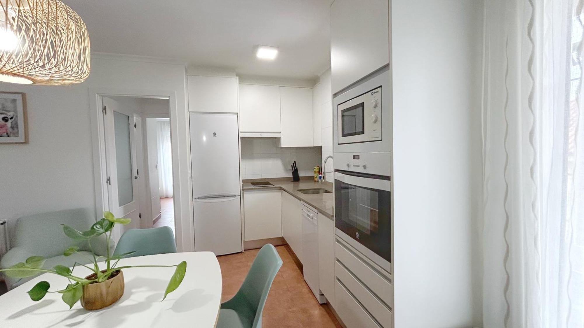 Comillas Bº Casasola - Residencial Lagos Azules - Netflix, Prime, Wifi & Free Indoor Parking Экстерьер фото