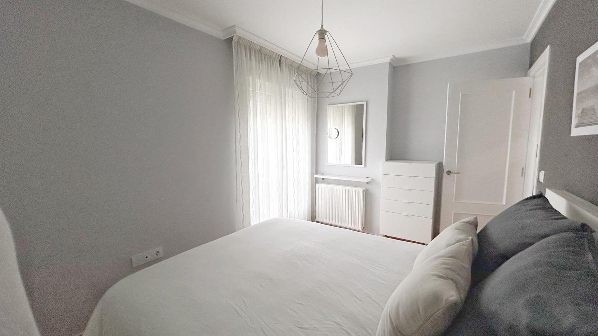 Comillas Bº Casasola - Residencial Lagos Azules - Netflix, Prime, Wifi & Free Indoor Parking Экстерьер фото